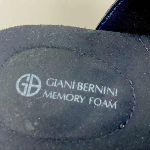 NEW * GIANI BERNINI Black Platform Rivver Wedge Slip On Thong Sandals 6.5 - Picture 10 of 14